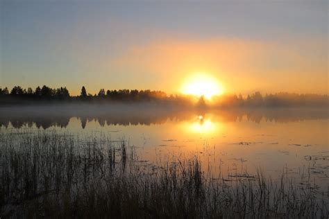 Aurinko nousee Lohja 